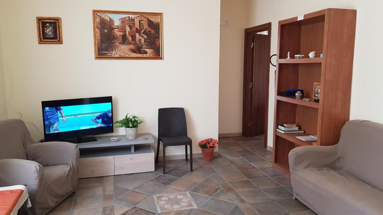 Casa Vacanze Villa Tropia Camastra Exterior photo